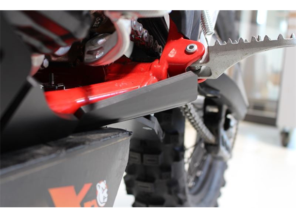 AXP Xtrem Bunnplate Beta 250/3002T 20- Beta Enduro 250/300 2T 20-