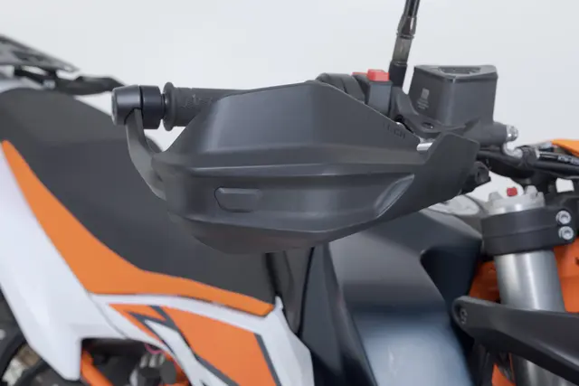 SW-Motech Adventure handguard kit Svart. Ducati / KTM models. 