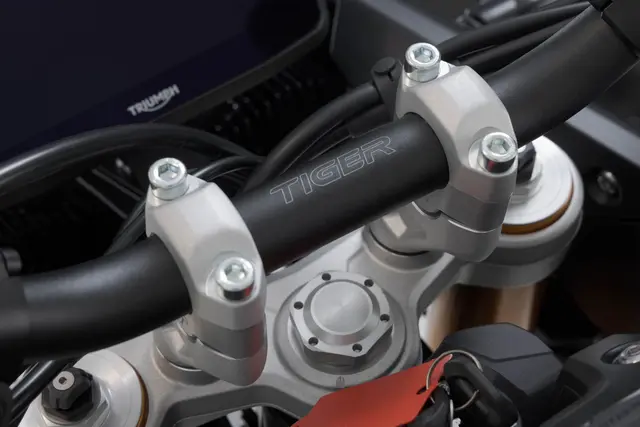 SW-Motech Bar riser H=20 mm. Silver. Triumph Tiger 900 GT/Ra 