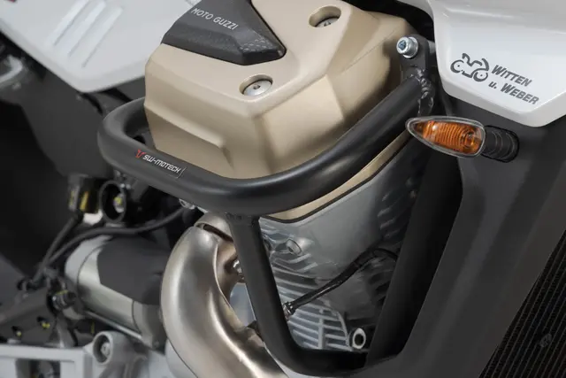 SW-Motech Crash bar Black. Moto Guzzi V100 Mandello/S, Stelv 