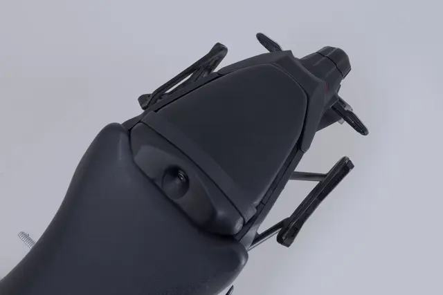 SW-Motech V-LOC Side Carrier left Yamaha MT-09 (23-). 