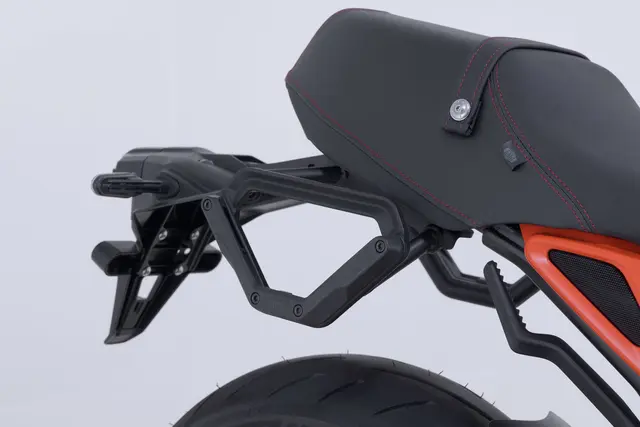 SW-Motech V-LOC Side Carrier right Yamaha XSR900 (21-), XSR900 GP (23-). 
