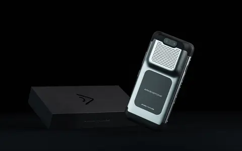 Stark Stark Arkenstone phone