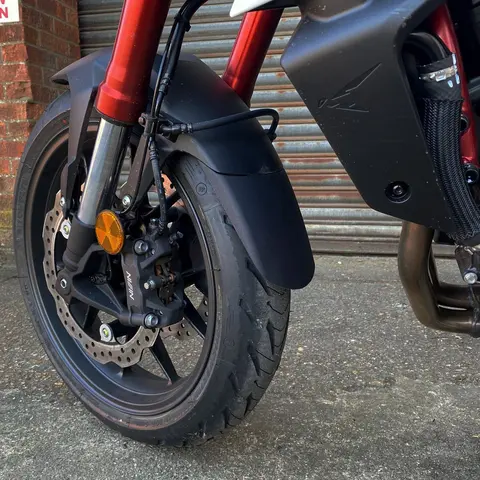 Puig / Pyramid Extenda Fenda CB 750 Hornet