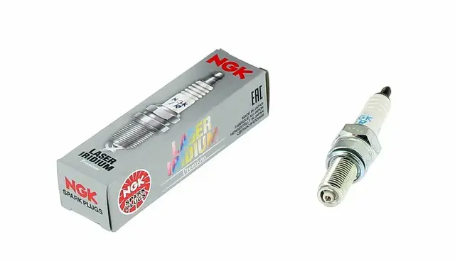NGK Tennplugg Iridium LKAR8AI-9 KTM SMC 690 R 