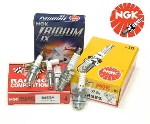 NGK LMAR8J-9E Tennplugg Iridium IX