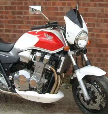 Pyramid Belly Pan Gloss Black | Honda CB 1300 1998&gt;2007