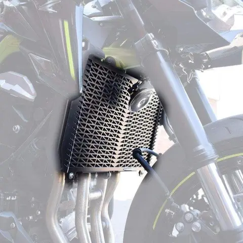 Pyramid Radiator Guard Matte Black | Kawasaki Z 900 2017&gt;