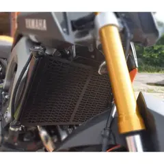 Pyramid Radiator Guard Matt Sort - Yamaha MT-09 2013&gt;2016