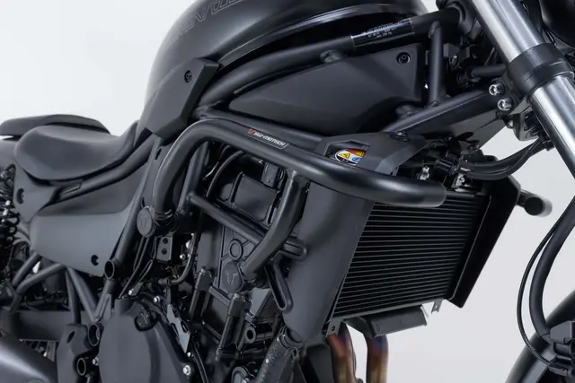 SW-Motech Veltebøyle. Sort Kawasaki Eliminator 500 (23-) 