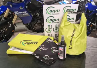 AGM Startpakke Til MC-tur Refleksvest, f&#248;rstehjelpskit, visirvask