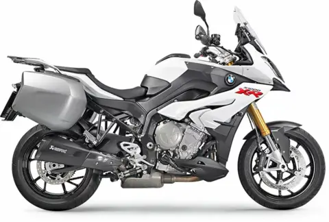Akrapovic Slip-On BMW S 1000 XR 2015 - 2019