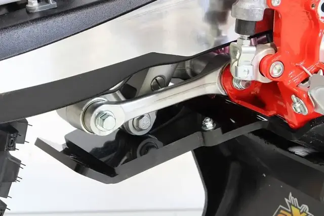 AXP Xtrem Bunnplate Beta 125 2T 20- Beta Enduro 125 2T 20- 