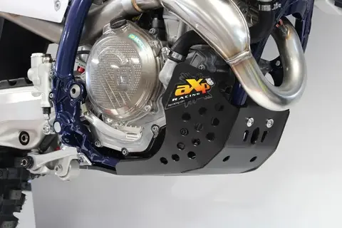 AXP bunnplate sort KTM/Husky 23&#39; 250/350 SX-F &amp; FC