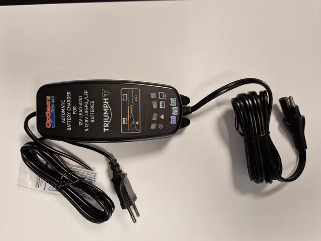 Triumph Optimate Batterilader 2A, EU 
