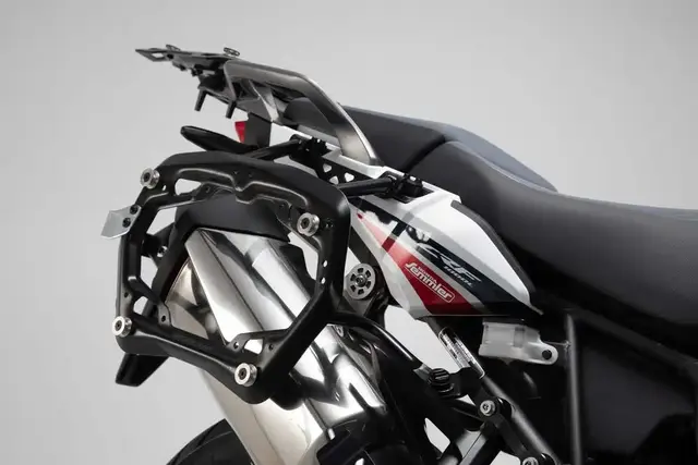 Adventure Set - Sidevesker og toppboks CRF1000L AT 2018 - Sort farge 
