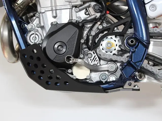 AXP bunnplate sort KTM/Husky 23' FC450 / SX-F 450 