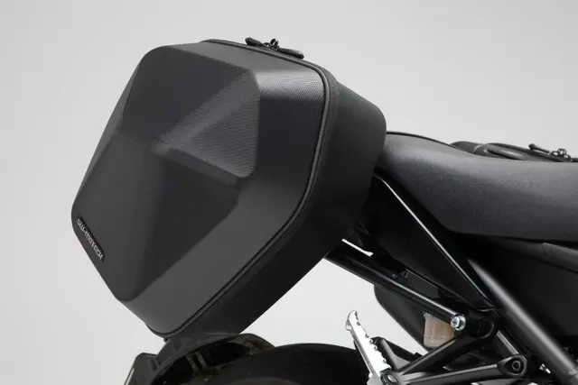 Sw-Motech URBAN ABS side case system 2x 16,5 l. Yamaha MT-09 