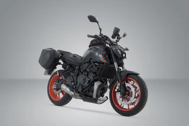 Sw-Motech URBAN ABS side case system 2x 16 l. Yamaha MT-07 (18-). 
