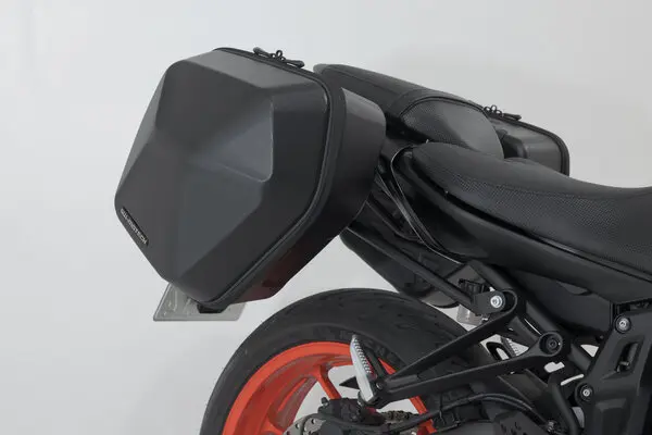 Sw-Motech URBAN ABS side case system 2x 16 l. Yamaha MT-07 (18-). 