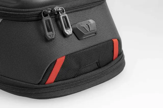 Sw-Motech PRO Daypack Tank Bag Magnetic 6-9 L. | Magnetic mount 