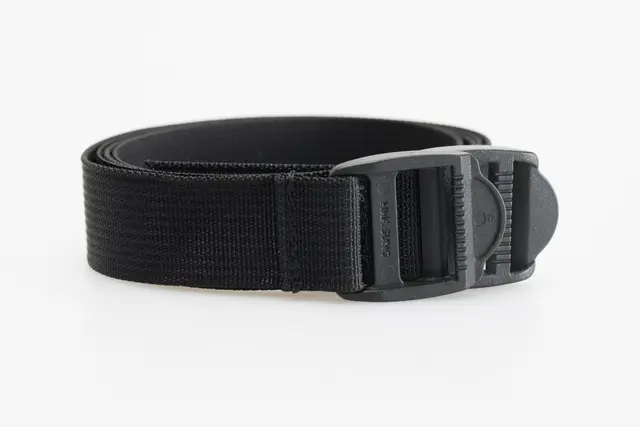 Sw-Motech Strap set TRAX ADV M/L lid inn Black. For TRAX ADV side cases. 