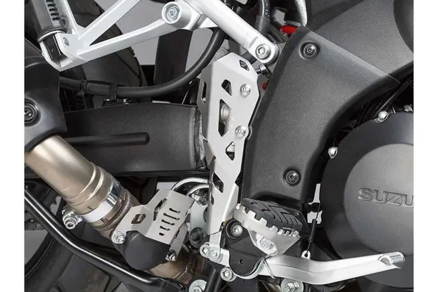 Sw-Motech Brake cylinder guard Silver. Suzuki V-Strom 1000 (14-). 