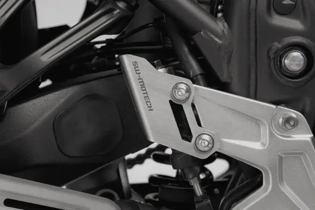 Sw-Motech Brake cylinder guard. Silver. Yamaha Ténéré 700 (19-) 