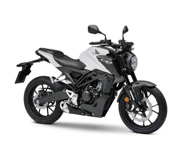 Honda CB125R 2023 PEARL COOL WHITE 