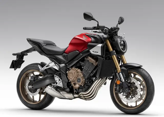 Honda CB650R 2025 CANDY CHROMOSPHERE RED 