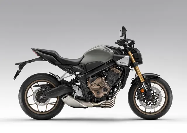 Honda CB650R 2024 Pearl Smokey Gray 