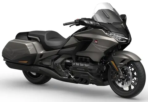 Honda GL 1800 Goldwing DCT 2026 Mat Bullet Silver
