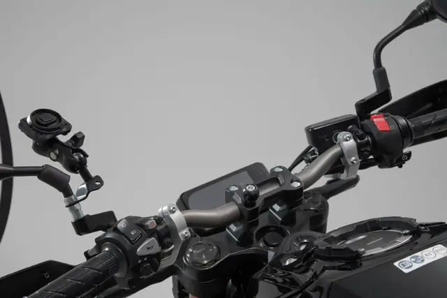 Universal GPS Monteringskit med T-Lock Triumph 