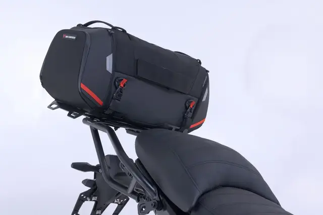 Sw-Motech Rackpack Sett Romslig Tailbag med festene du trenger! 