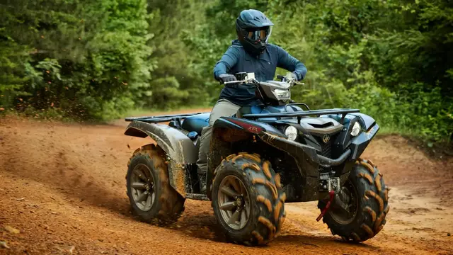 Yamaha Grizzly 700 EPS XT-R 2024 TA - Traktor 40 km/t 