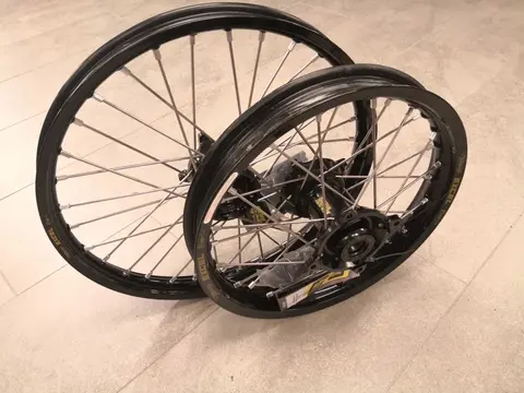 Haan Hjulsett Sx85 04-2021 16&#39;&#39; + 19&#39;&#39; Svart / Svart