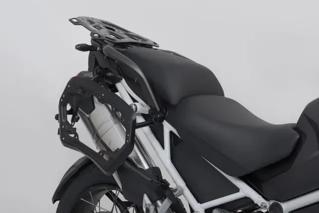 Sw-Motech PRO side carrier Svart Triumph Tiger 1200 Rally / GT Exp 22- 