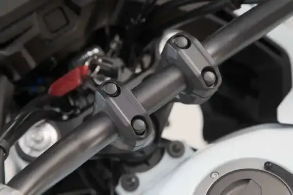 Bar riser for Ø 28 mm handlebar Svart 