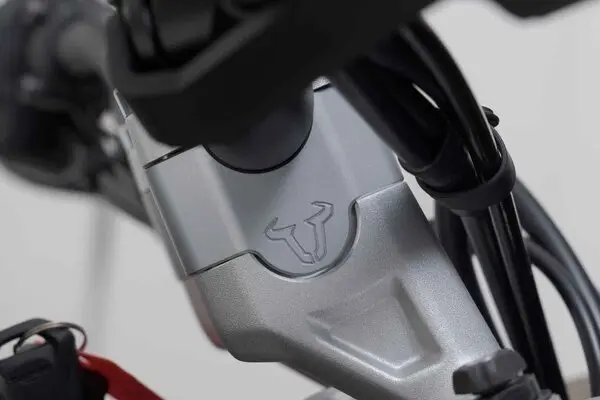 Sw-Motech Styreforhøyer 30mm Triumph 900 GT/Rally Pro 