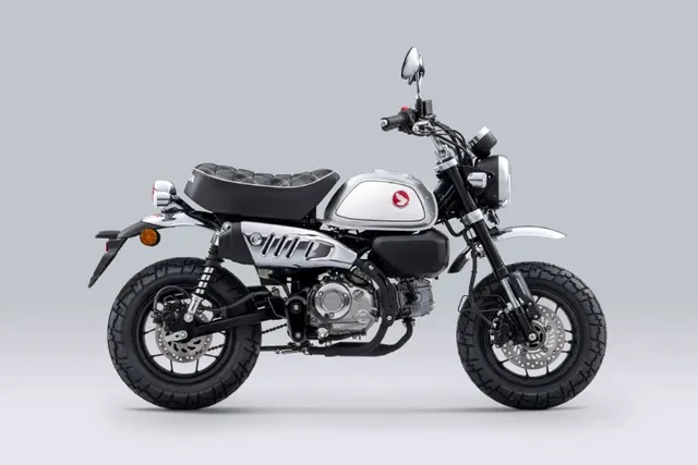 Honda Monkey 125 2023 Pearl Shining Black 