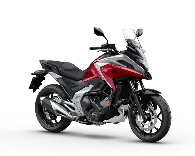Honda NC750X 2024 CANDY CROMOSPHERE RED 