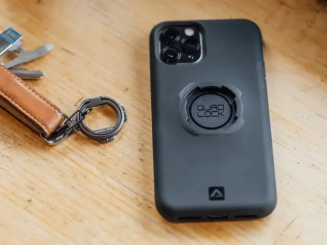 QUAD LOCK Ring/Stand Perfekt tilbehør til QUAD LOCK Deksel