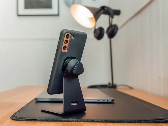 QUAD LOCK Mobilholder Skrivepult Perfekt for kontoret!