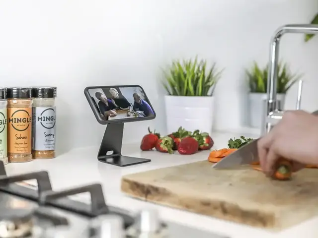QUAD LOCK Mobilholder Skrivepult Perfekt for kontoret!