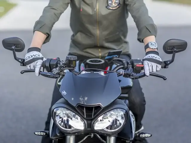 QUAD LOCK Mobilholder Styrefeste - MC For Motorsykkel
