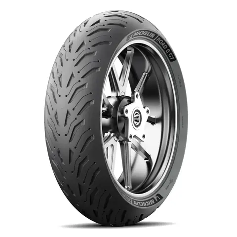 Michelin Road 6 GT Bakdekk S&#230;rdeles godt veigrep p&#229; v&#229;tt f&#248;re
