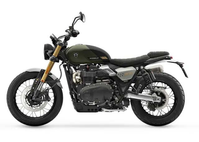 Triumph Scrambler 900 2026 MATT KHAKI GREEN / MATT PHANTOM BLACK 