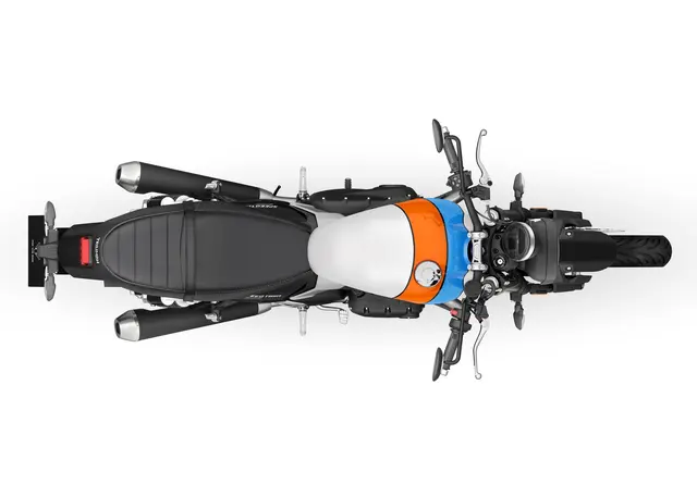 Triumph Speed Twin 900 2025 PURE WHITE / MAUI BLUE / TANGERINE ORANG 