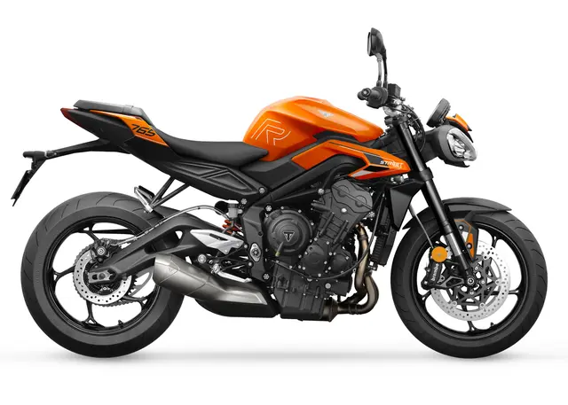Triumph Street Triple R 2025 MATT BAJA OARNGE 