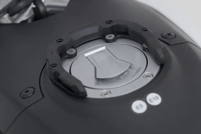 Sw-Motech Pro Tankring Black. Triumph models. Tank with 6 screw 